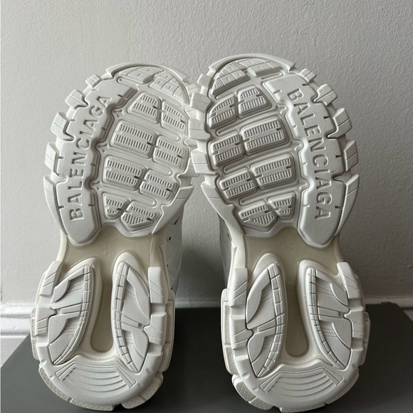 Track high top sneakers - Picture 4 of 9